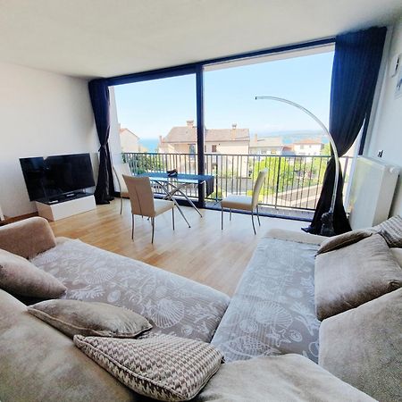 Bella Vista Lux Apartment With Private Terace Koper Bagian luar foto