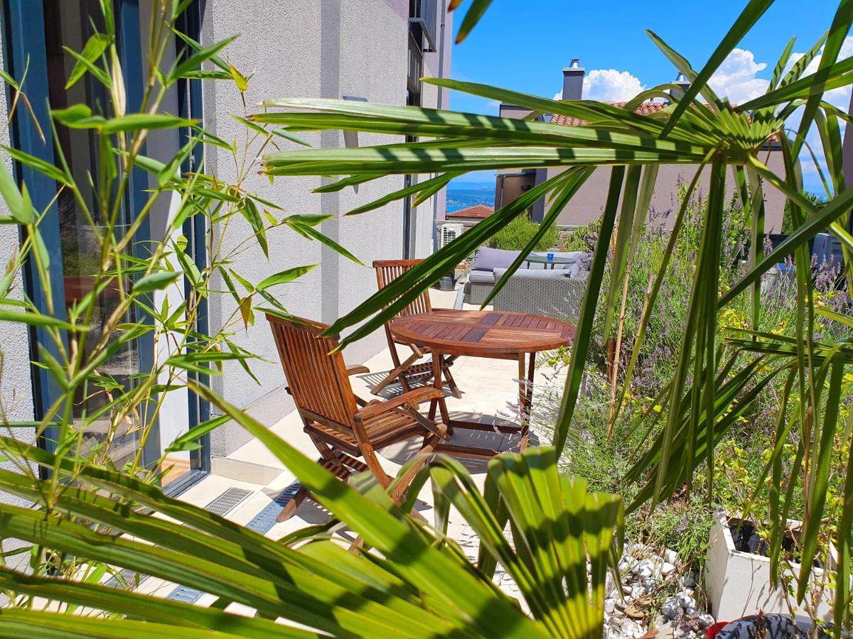 Bella Vista Lux Apartment With Private Terace Koper Bagian luar foto