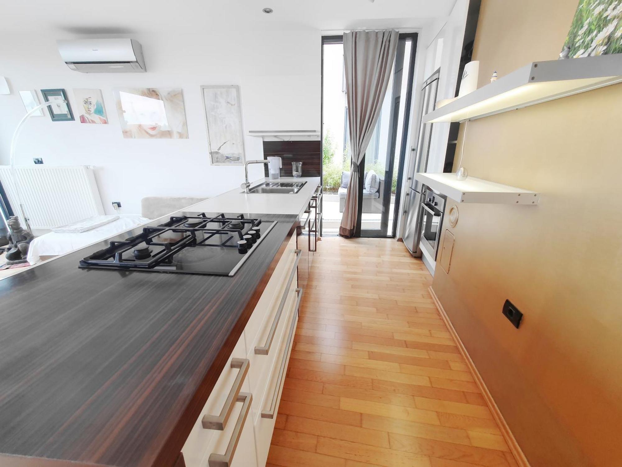 Bella Vista Lux Apartment With Private Terace Koper Bagian luar foto